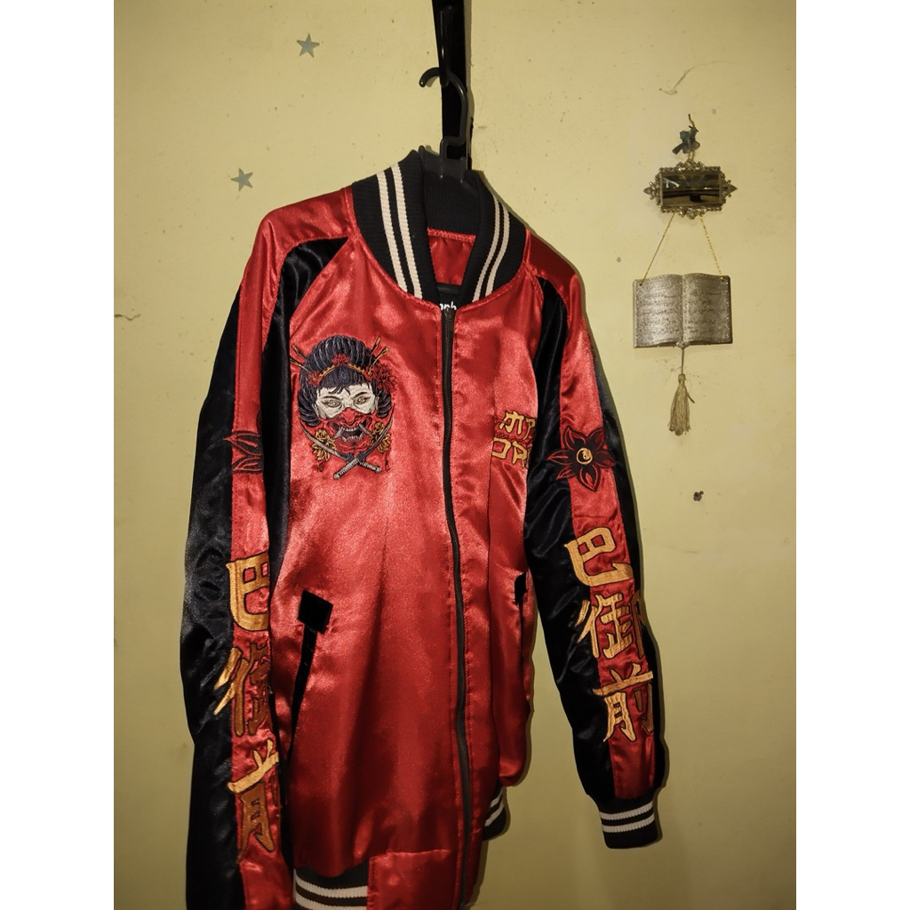 Preloved Jaket Sukajan