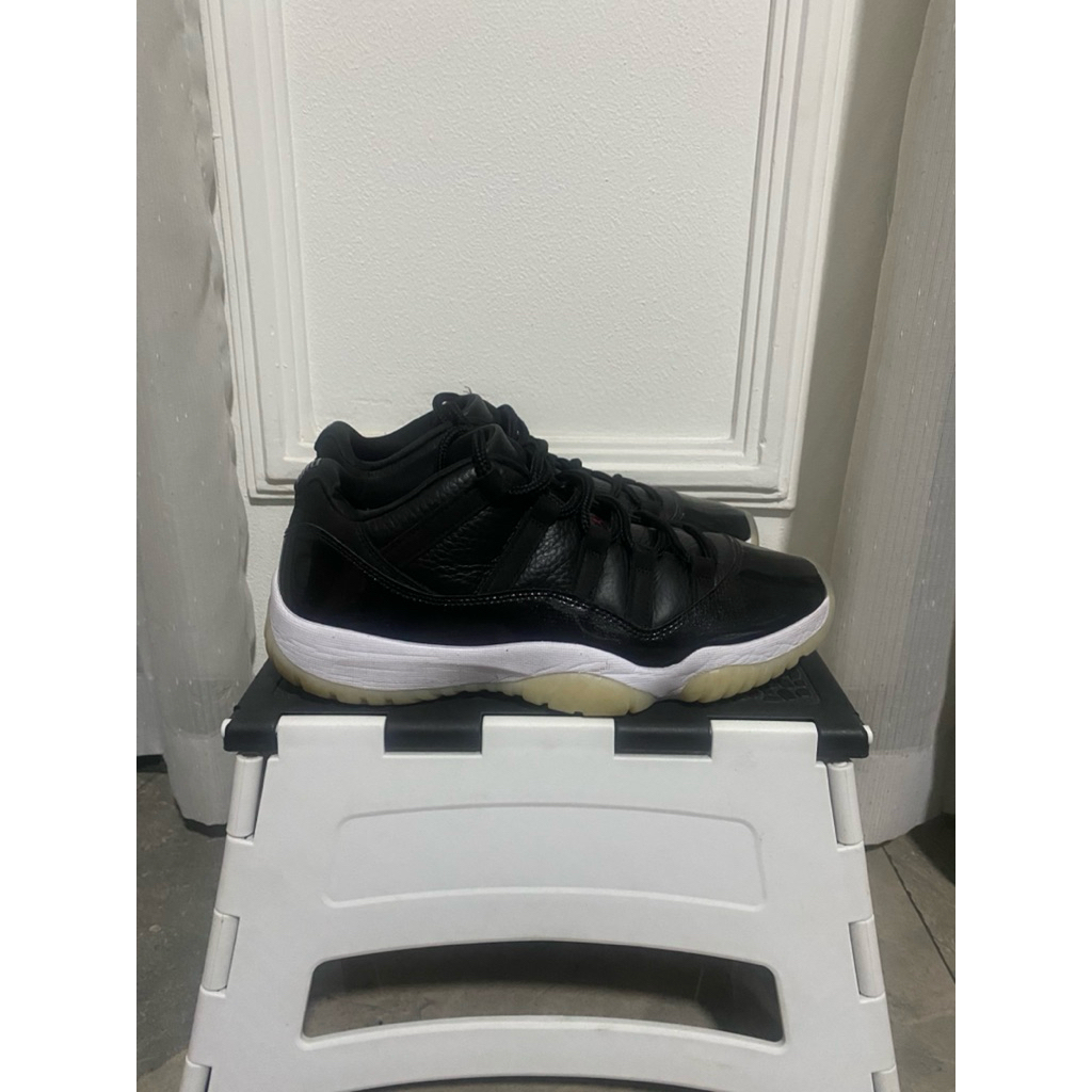 Air Jordan 11 Low Black
