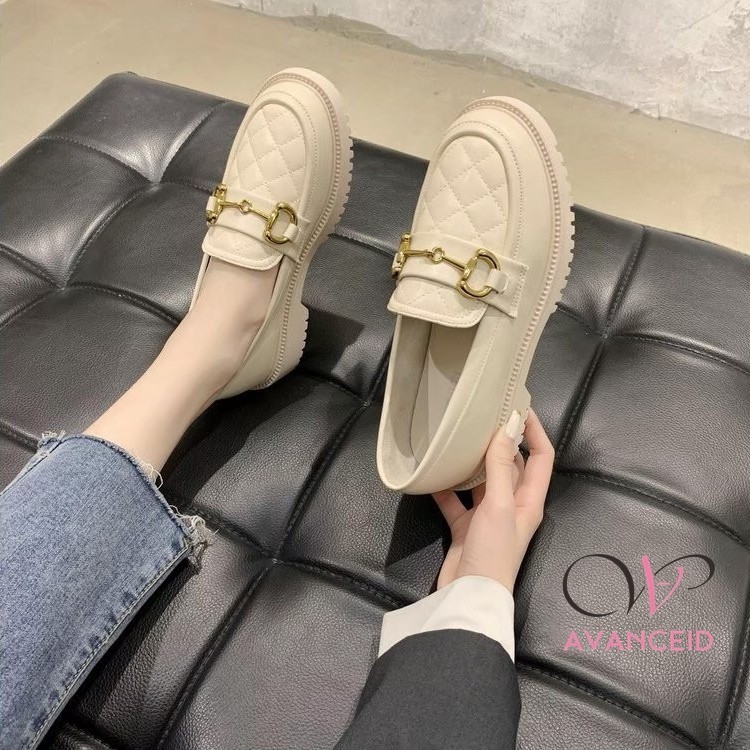 NEW DEALS AVANCEID 1909 Loafers Sepatu Sneakers Wanita Kerja Docmart Hitam