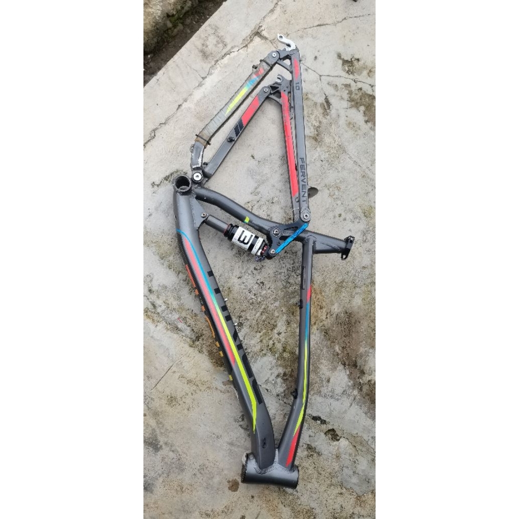 frame thrill fervent 1.0 size L