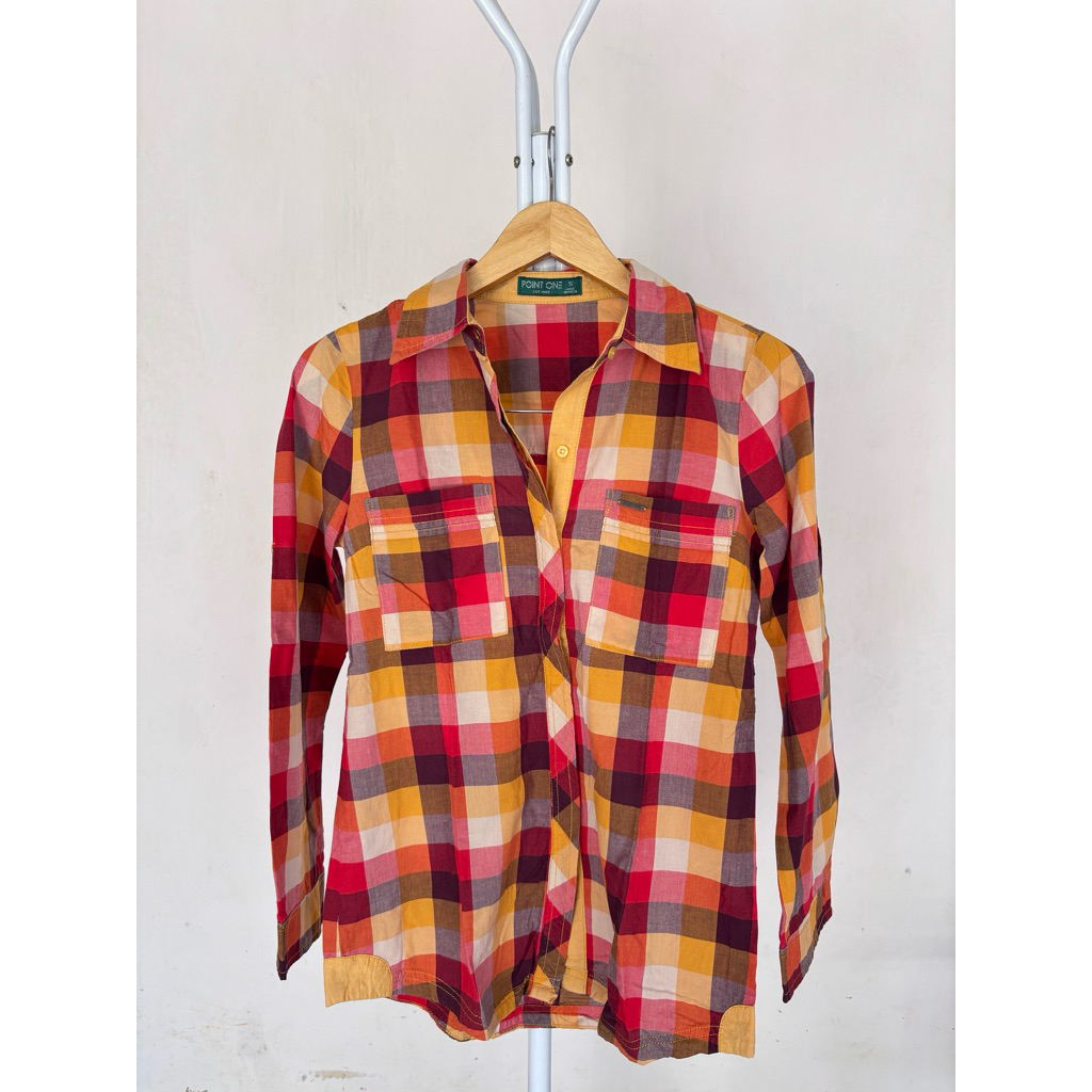 Preloved Kemeja Point One