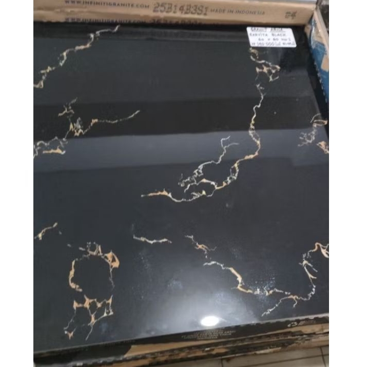 Granit Arna Gravita Black 60x60 kw1 /Dus (kilap)