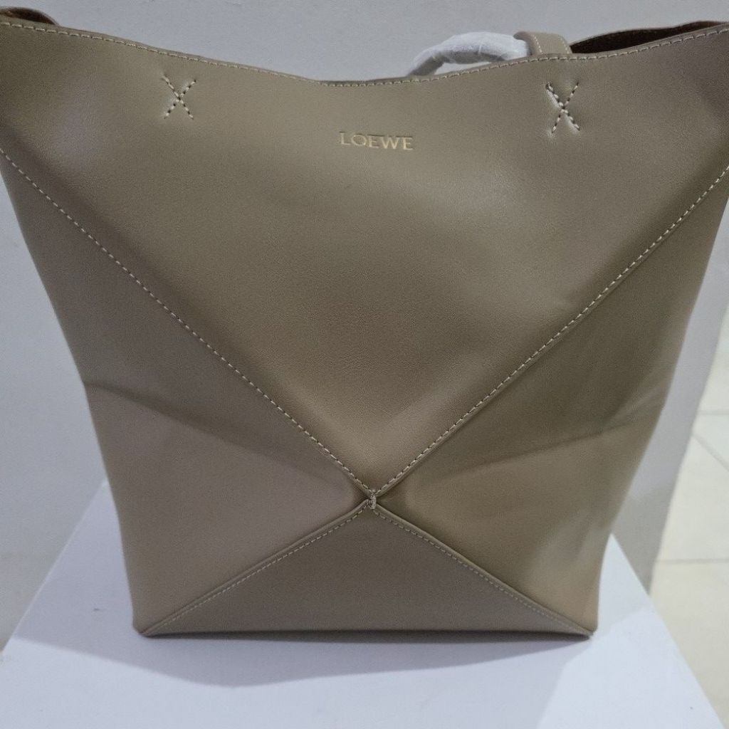 tas loewe khaki