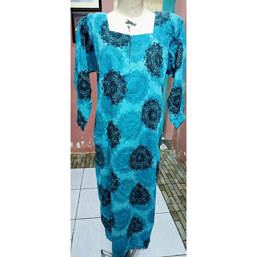 Dress wedding second..