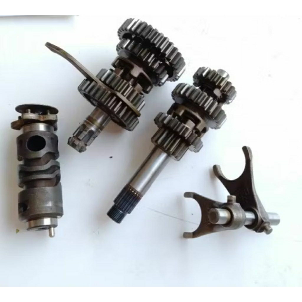 rasio transmisi Honda Supra x 125 karbu karisma 125 original copotan motor