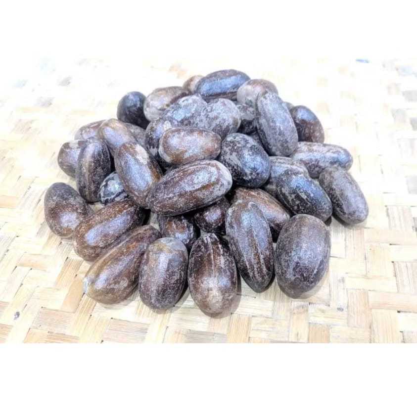 

Biji Pala Lonjong Kocak Kulit Kemasan 100gr 1ons Kualitas Bagus