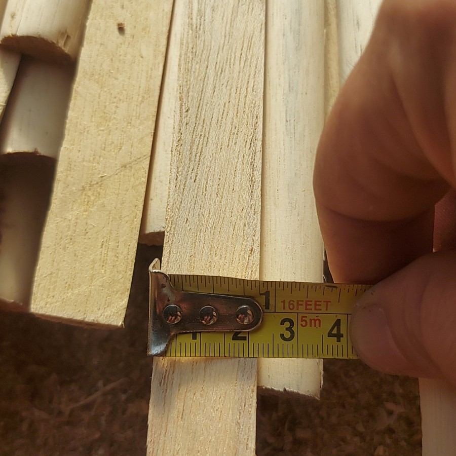 kayu setengah lingkaran 22mmx300cm-profil kayu-dowel kayu belah-kayu profil-kayu setengah lingkaran