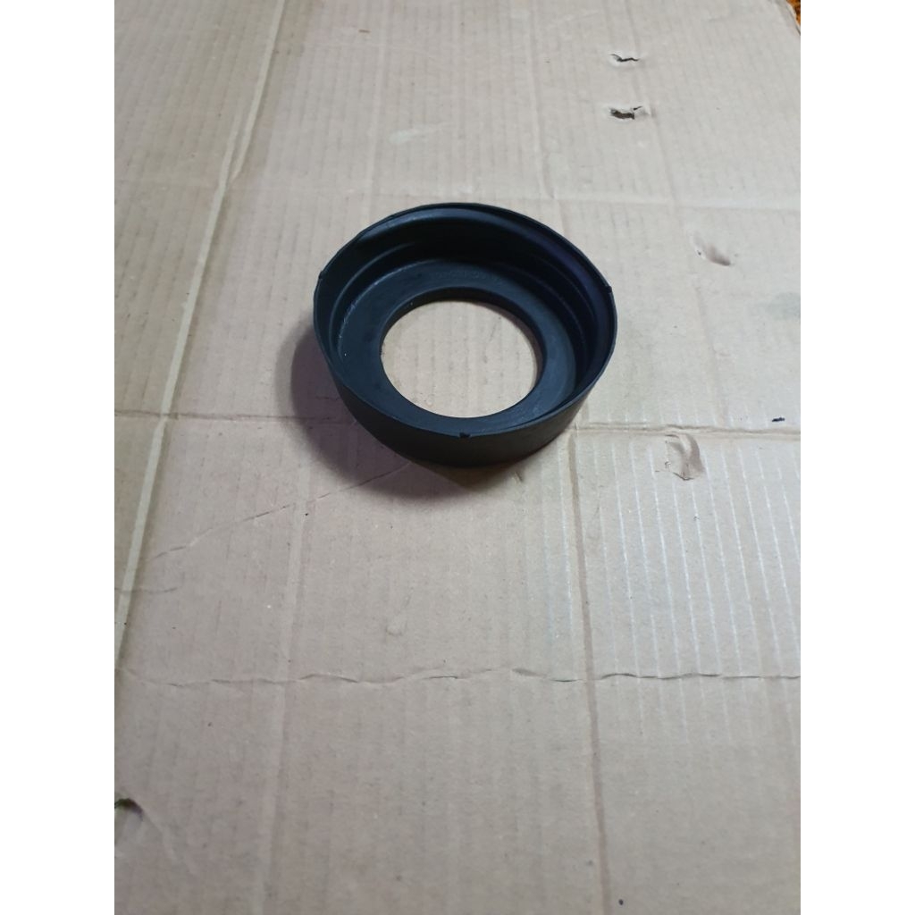 karet tatakan per depan mercy W124 w202