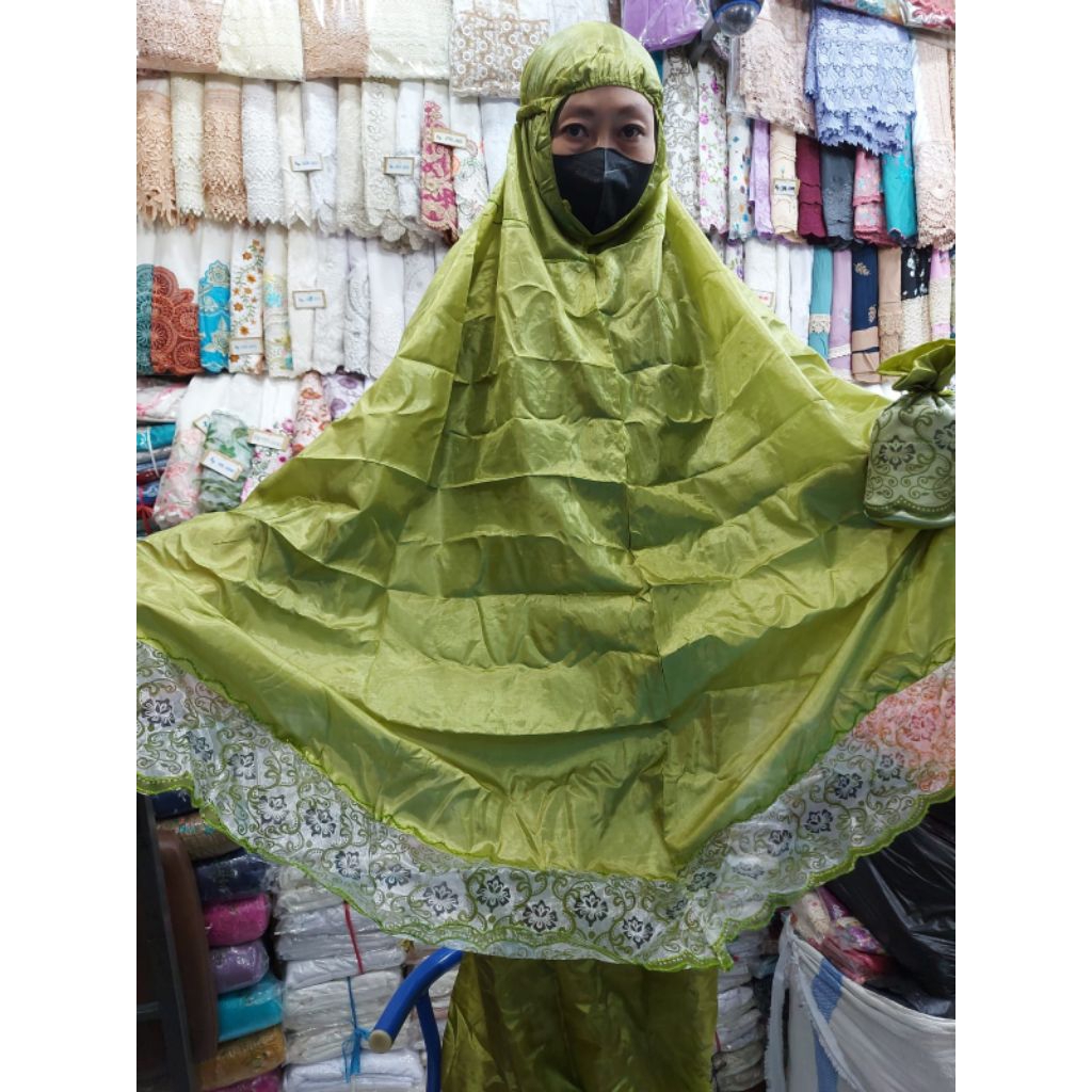 Hampers Traveling mukena + sajadah HT01
