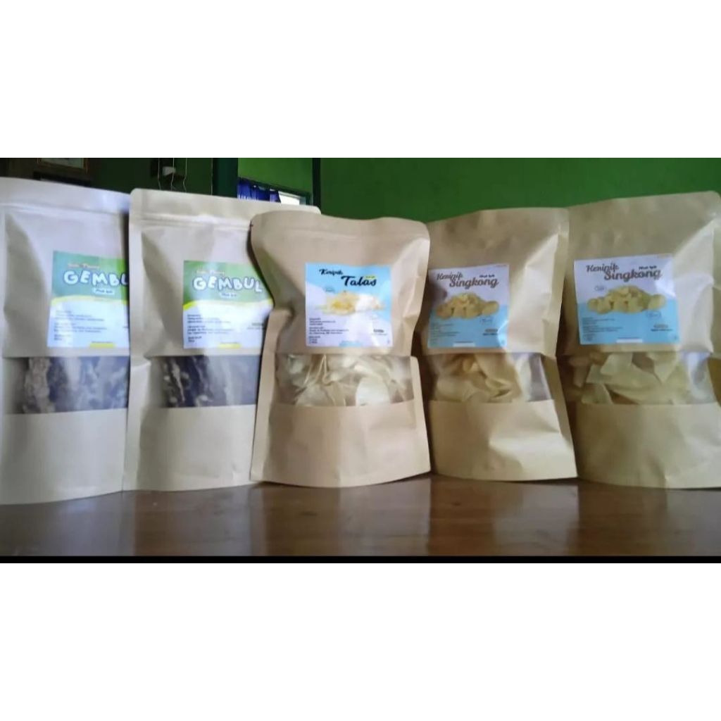 

makanan khas/snack produksi tasik/sale pisang/keripik pisang/keripik singkong/kerupuk