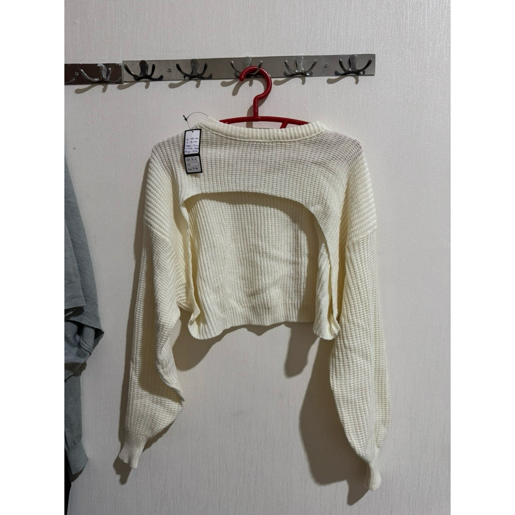 OUTER PUTIH RAJUT WANITA PRELOVED