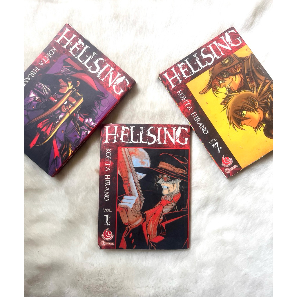 Komik Hellsing Vol 1-10 Cabutan