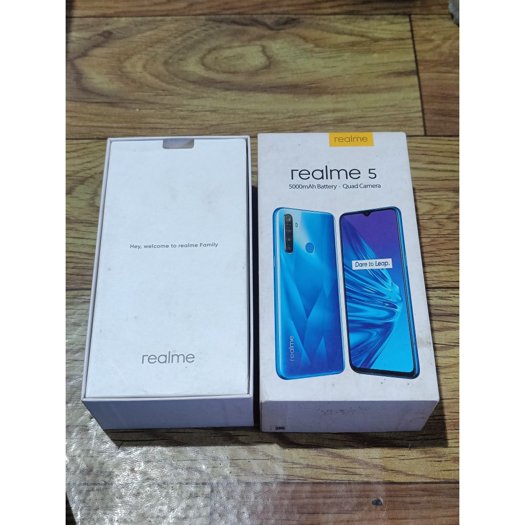 

KARDUS DUS BOX HP REALME 5 KONDISI SESUAI DI FOTO