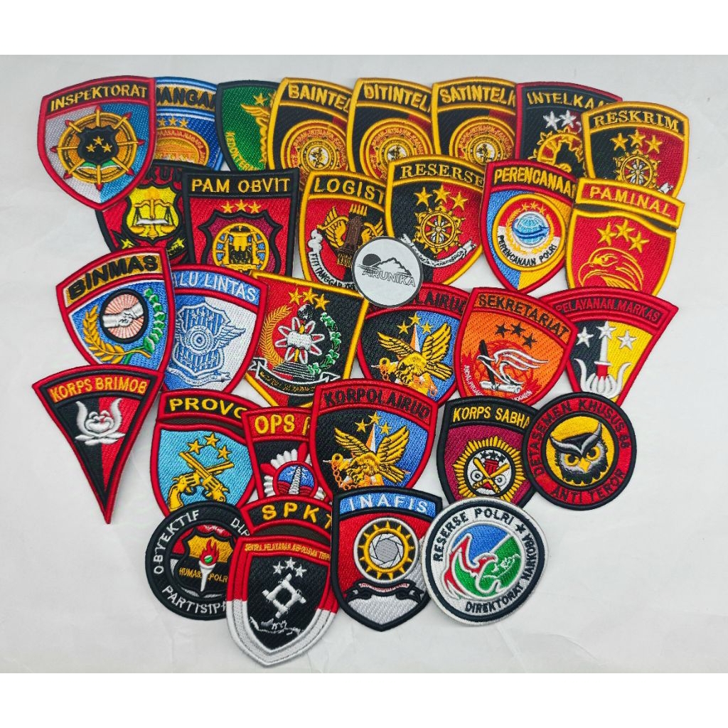 ATRIBUT POLRI SATUAN LENGKAP