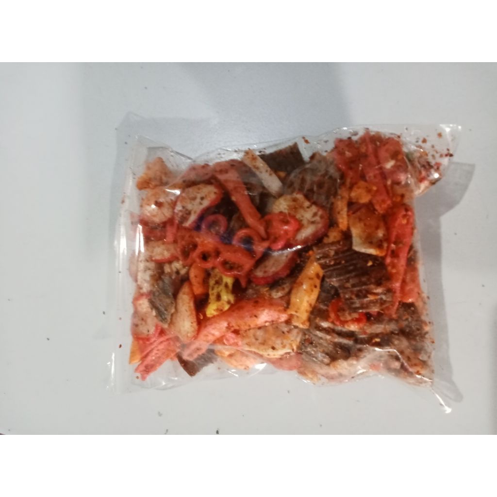 

cemilan kering kerupuk keripik pedes manis