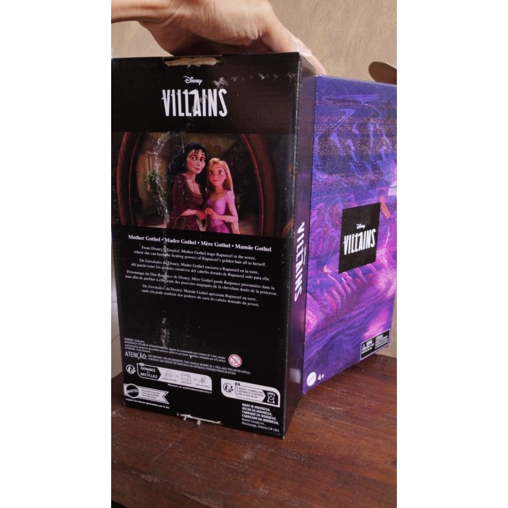 

box kardus doll Disney Villains Mother Gothel