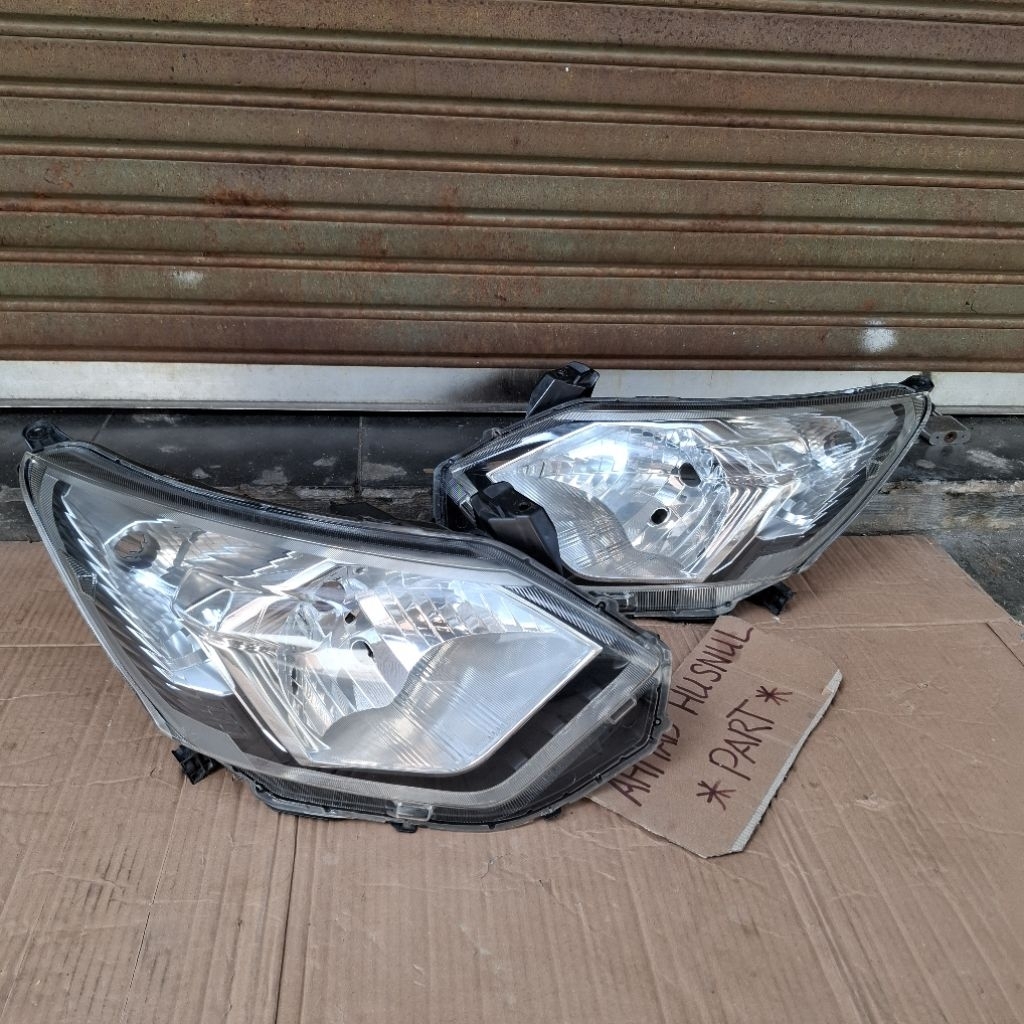 lampu depan headlamp sigra calya original