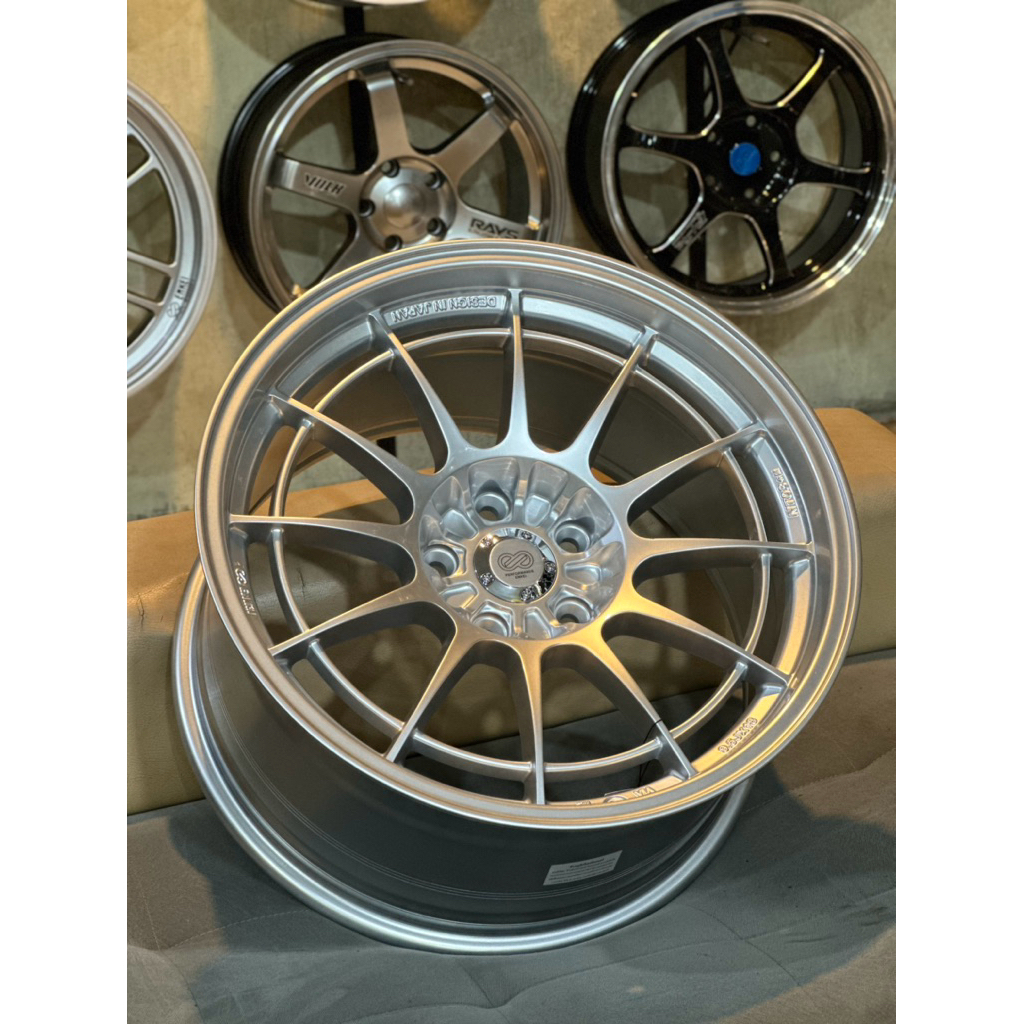 Velg Enkei Spider Hyper Silver R18 Kondisi Baru