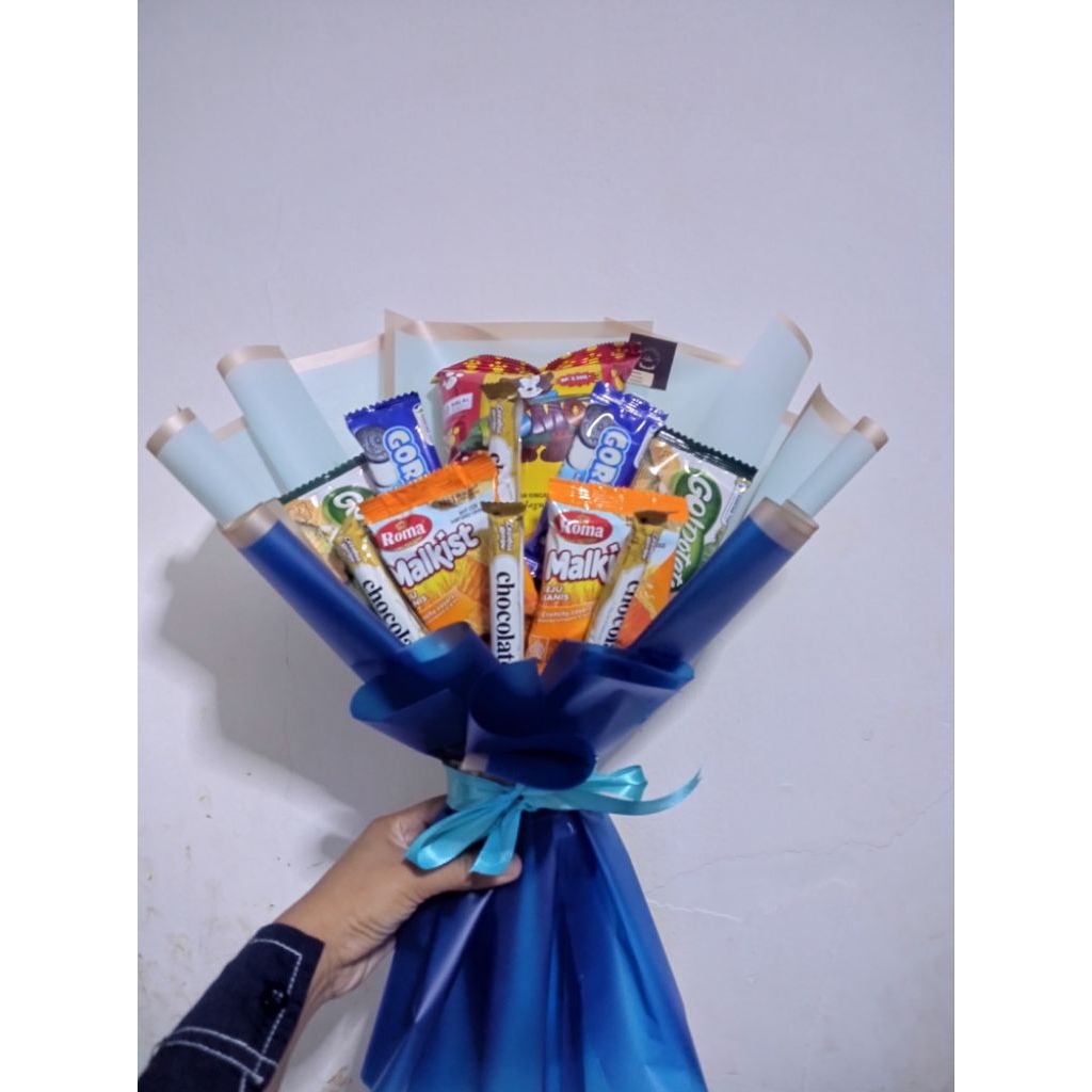 

Buket Snack Wisuda Anak| buket anak wisuda| buket wisuda murah