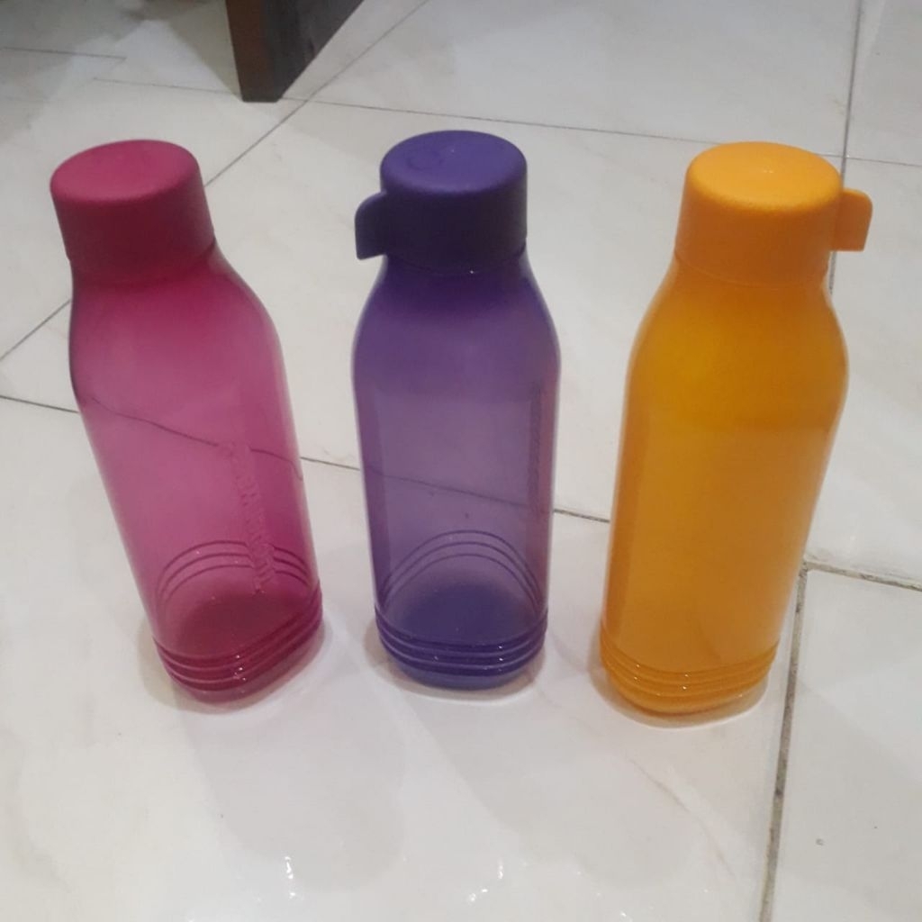 Botol minum Tupperware Groovy Eco Bottle 750ml tutup ulir
