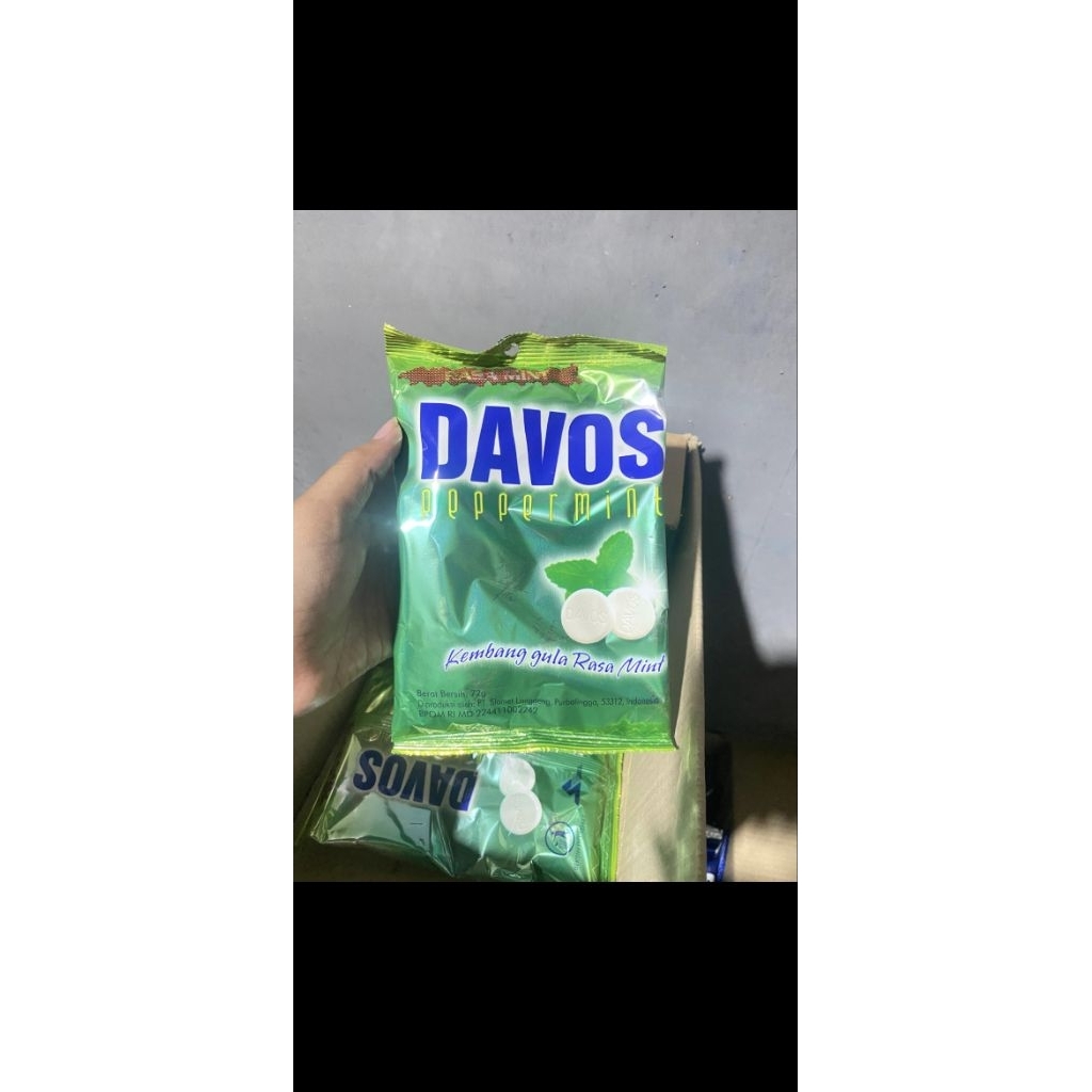 

DAVOS KANTONG HIJAU PEOPERMINT PERMEN JADUL DAVOS
