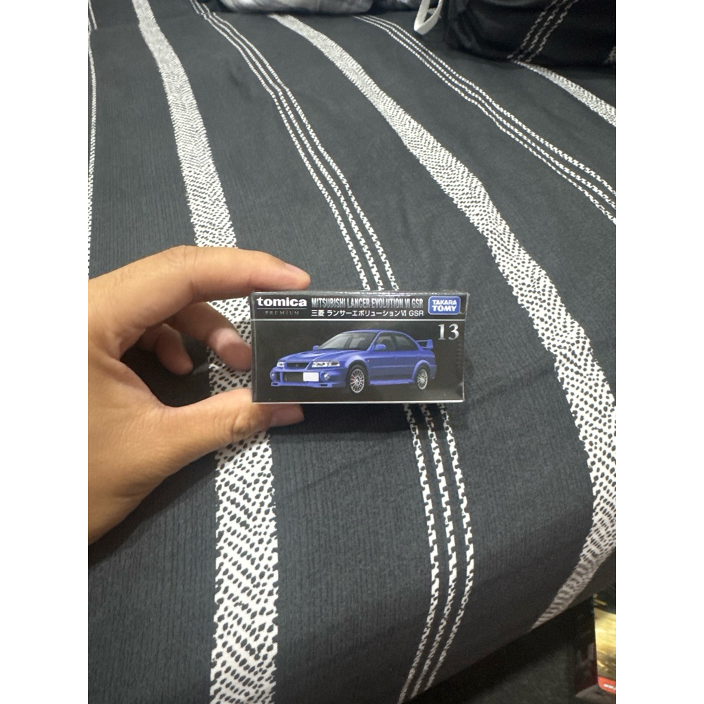 Tomica Premium Mitsubishi lancer Evolution 6 GSR Biru