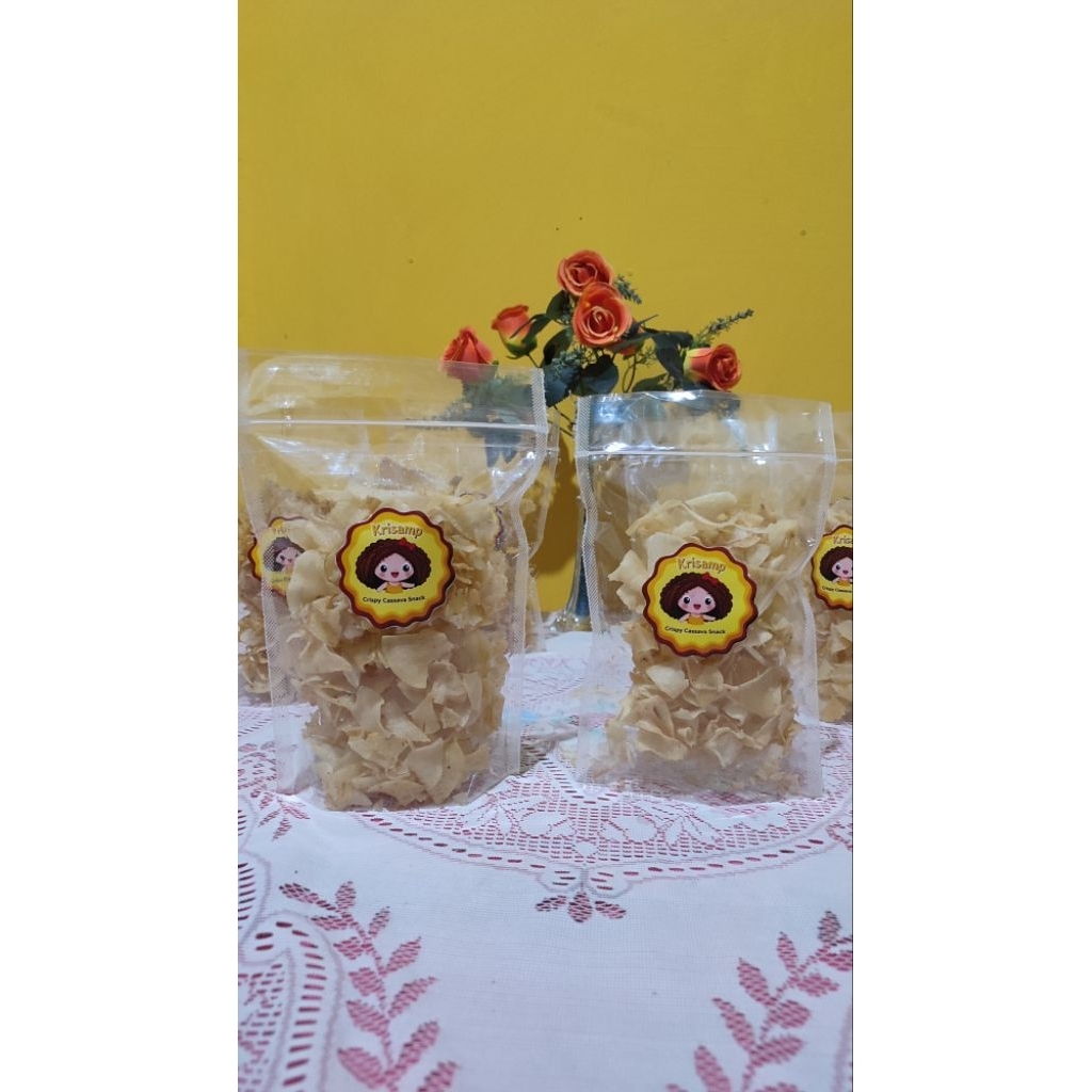 

Keripik singkong/ sampeu Krisamp rasa ketumbar gurih kriuk renyah nagiih