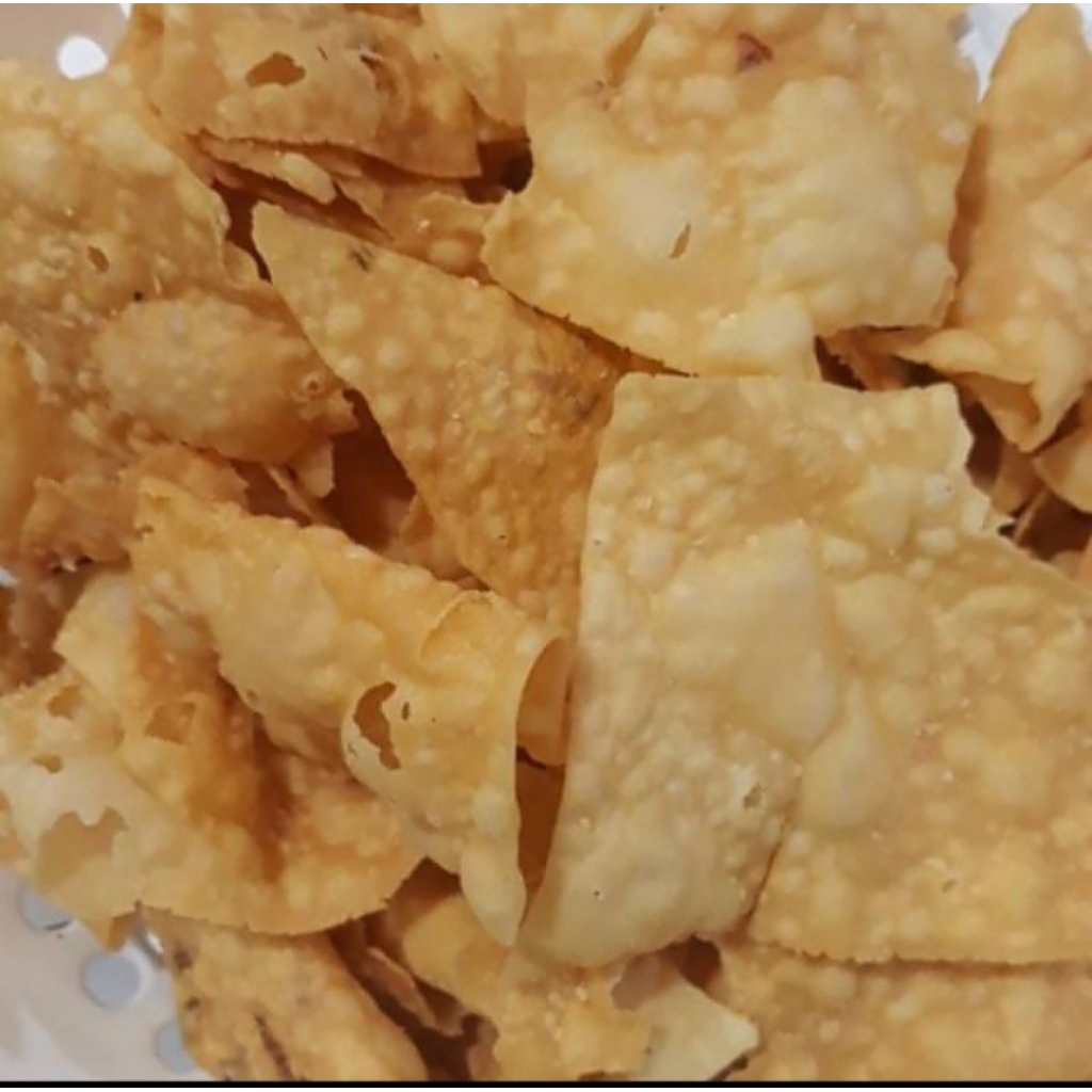 

pangsit goreng, gurih berat bersih 425 gr