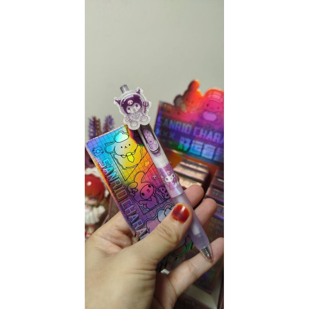 

Pen Blindbox sanrio premium series holo purple