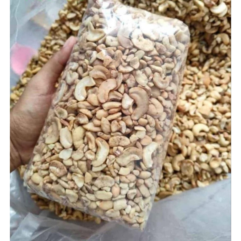 

kacang Mede patahan 1kg mentah ( termurah )