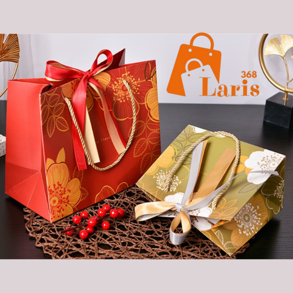 

Laris368 Paper Bag Paperbag Kantong Karton Tas Hampers Goodie bag Flower Vintage Merah dan Hijau Premium