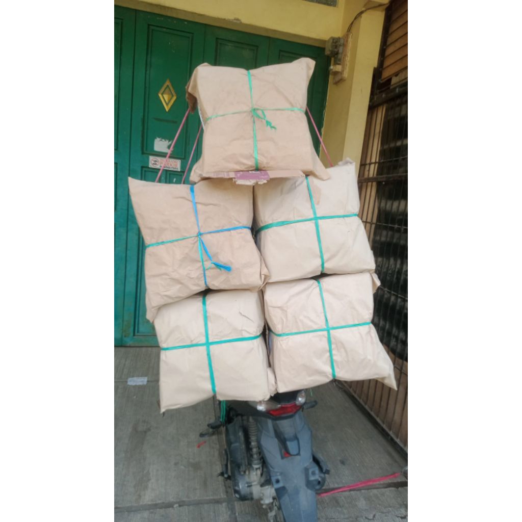 Layangan Aduan Jabrug Polos Rapih Cililin