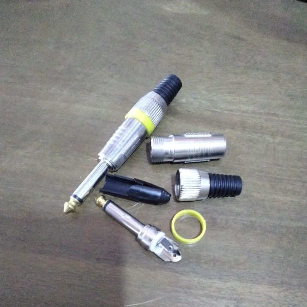 JACK AKAI MONO CANARE WARNA