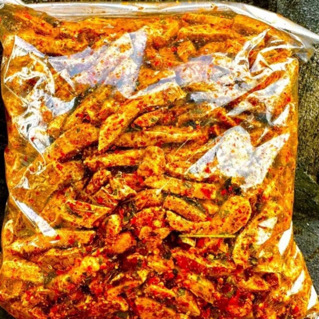 

basreng pedas daun jeruk kemasan 1kg/basreng stik/basreng renyah/basreng viral terlariaqqqs bumbu melimpah