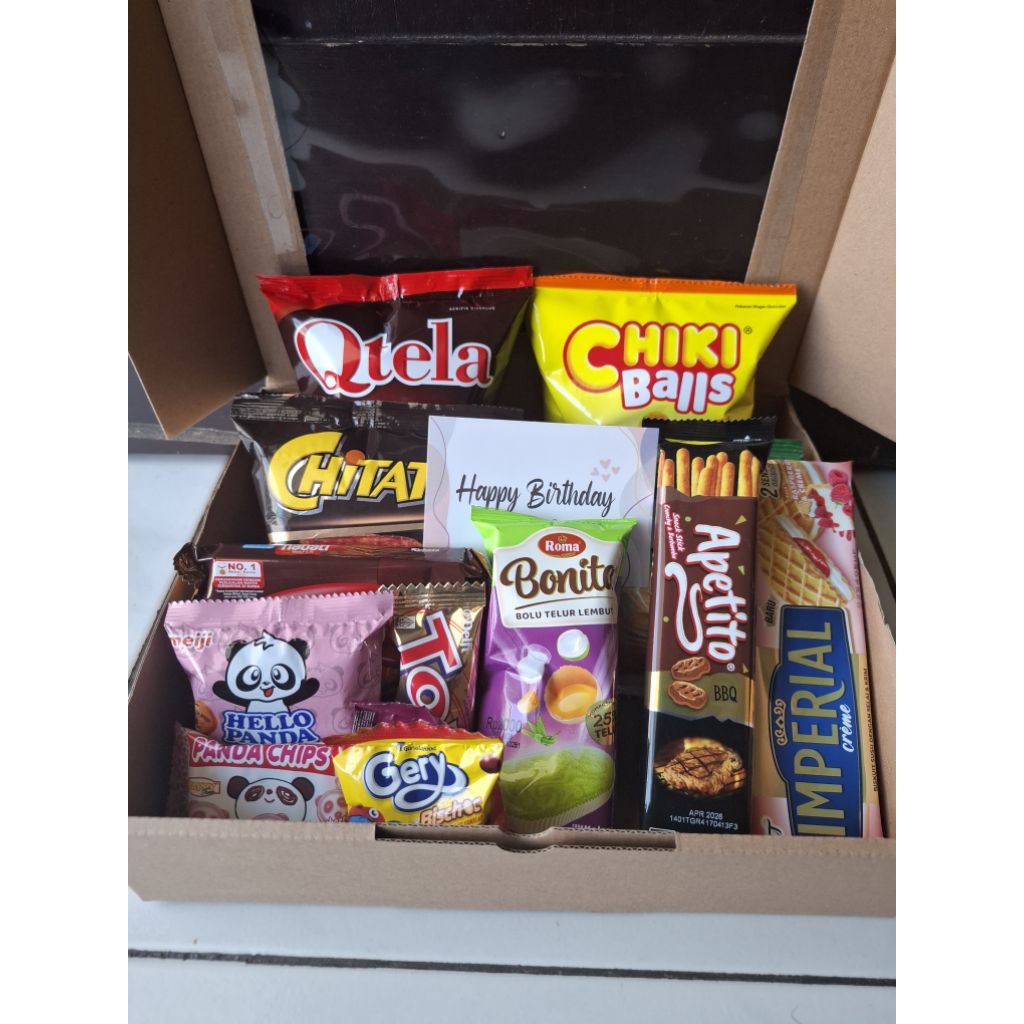 

Gift Box Mika Hampers ukuran 30x25x7 Ulang Tahun Hadiah Wisuda Kado Ulang Tahun Gift Box Kado Wisuda by aish