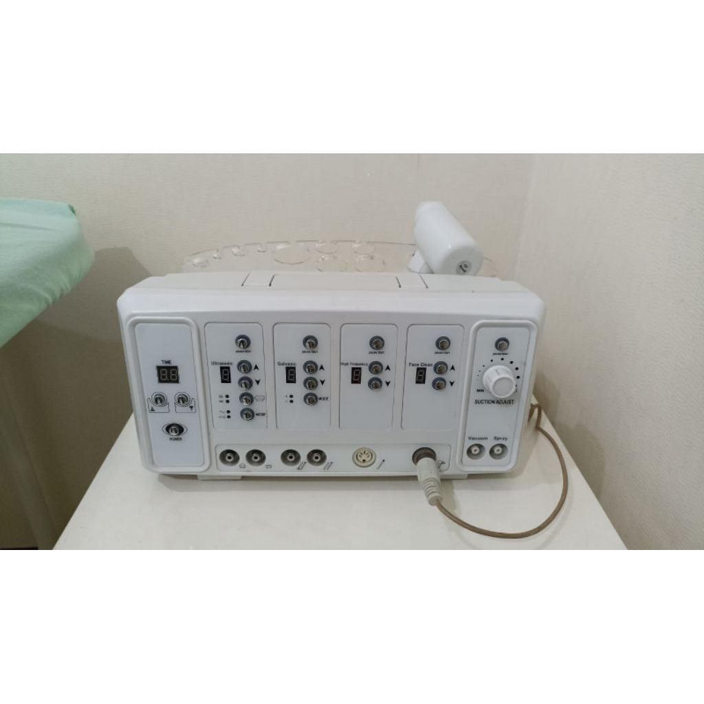 Alat facial 6 in 1 galvanic brush oxy spray detox