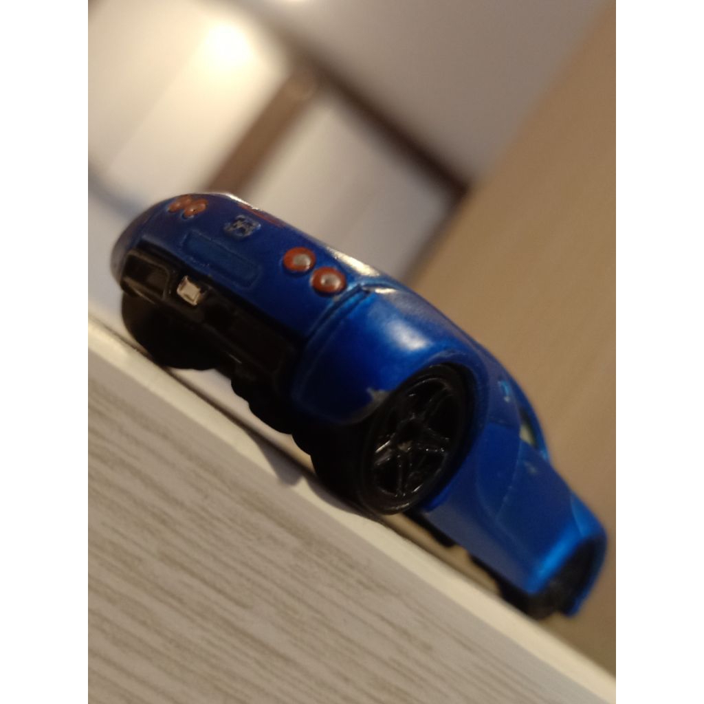 Preloved HotWheels - Bugatti Veyron 2002 - Blue Satin / Diecast / HotWheels Langka / Loose