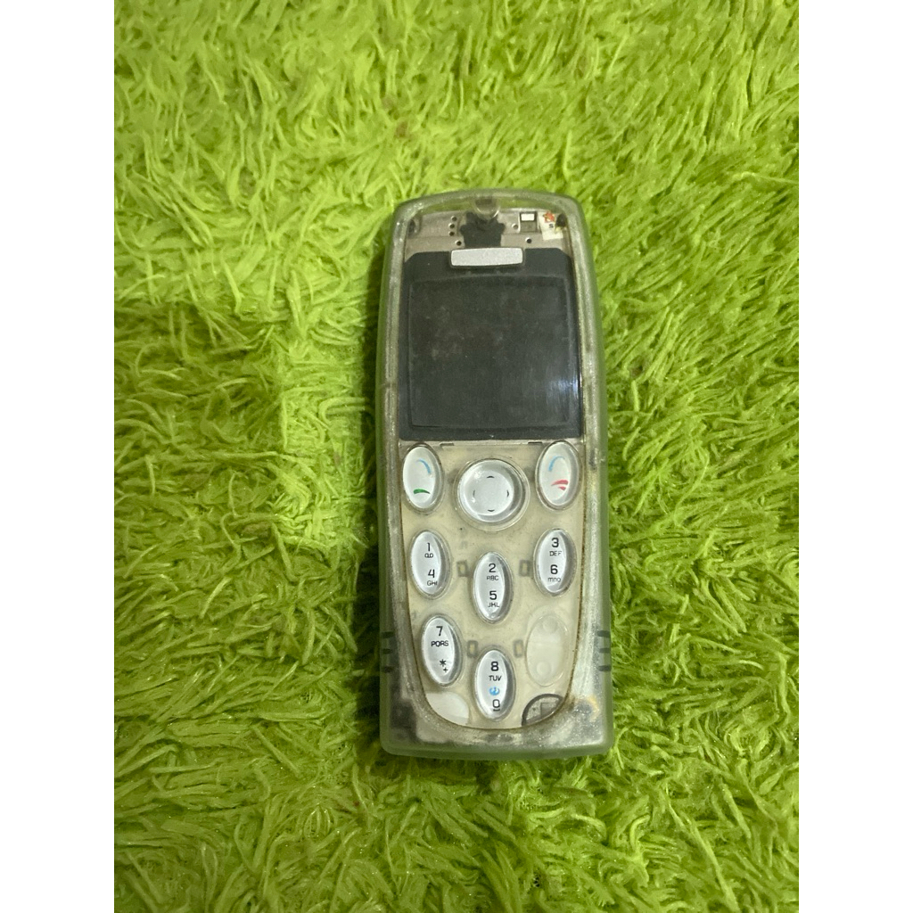 Hp Nokia 3200 transparan mati