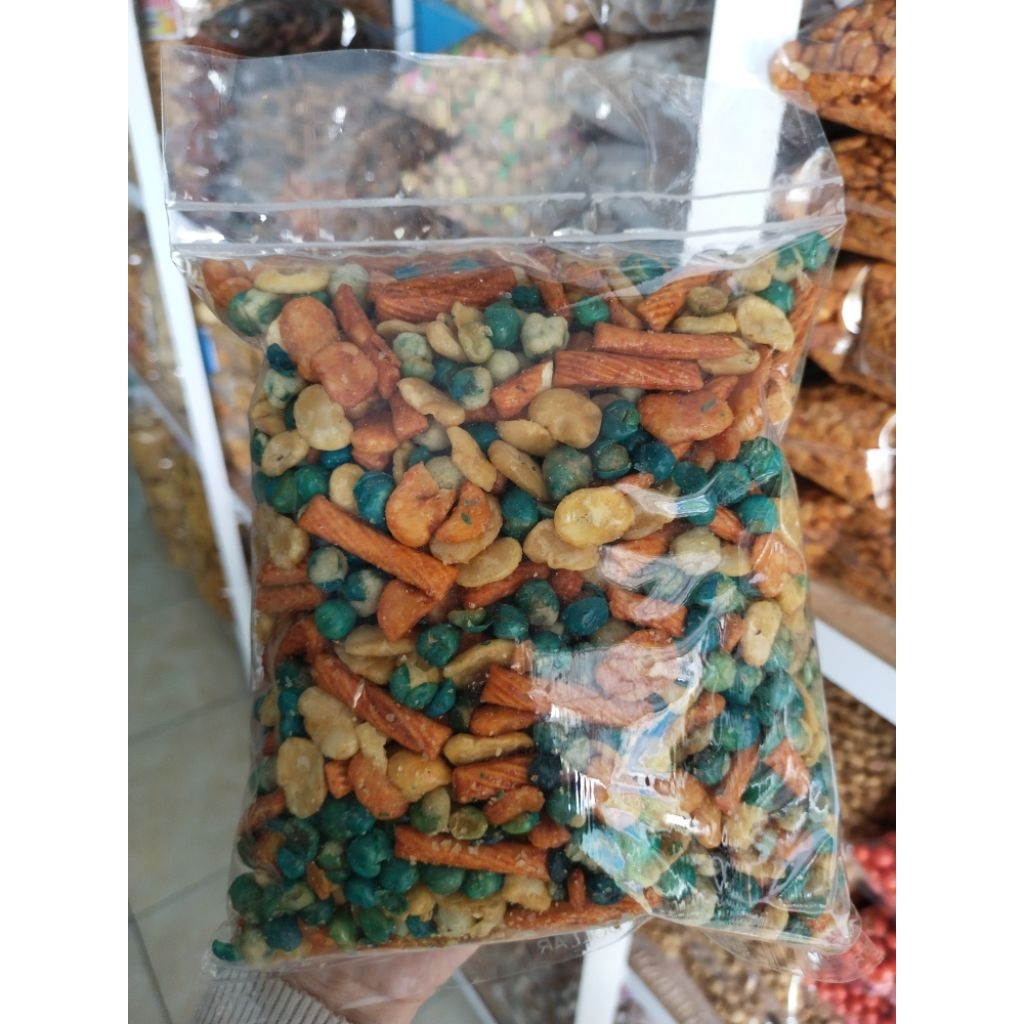 

kacang koro campur/kacang mix kemasan 500 gram PROMO harga termurah