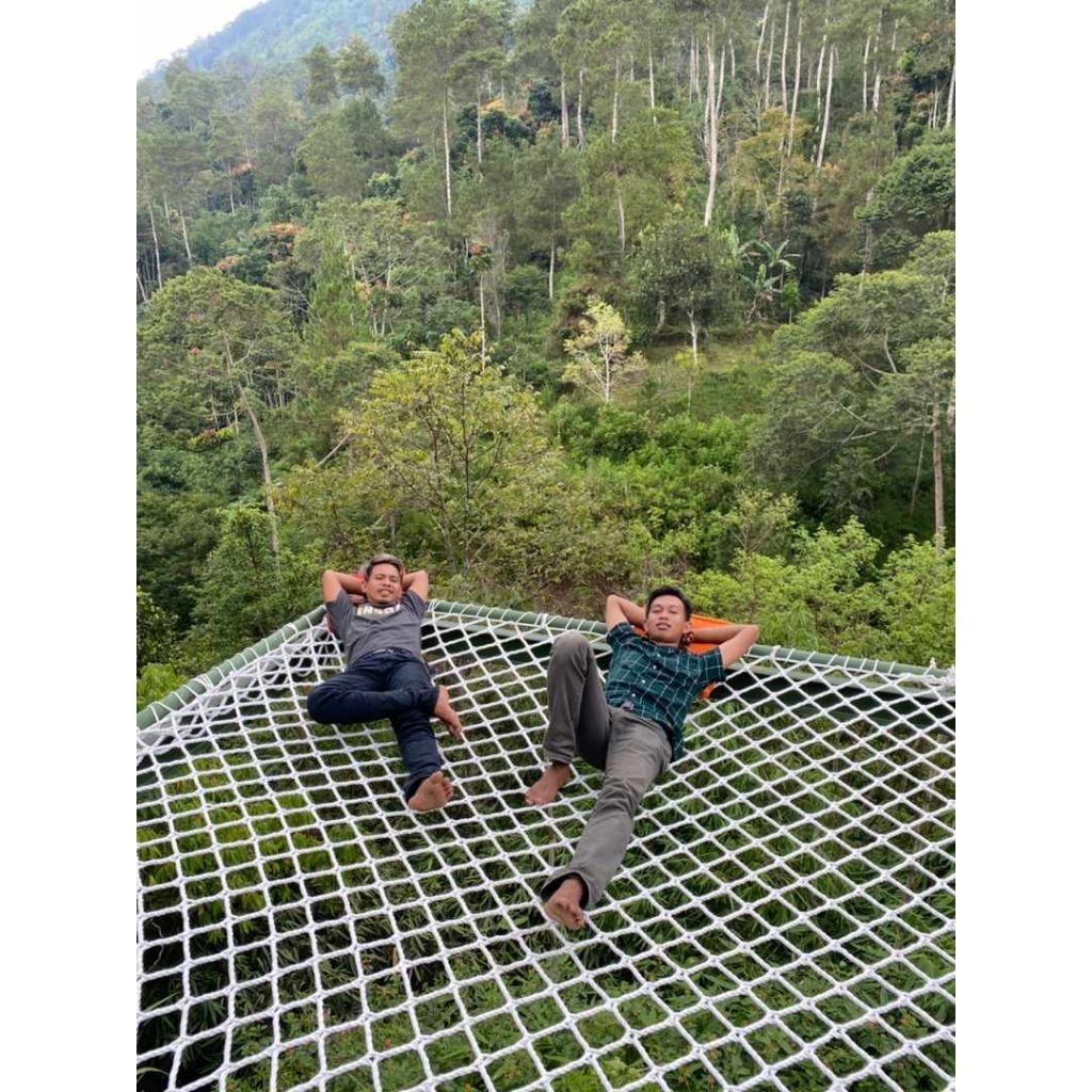 jaring tambang nilon 10mm..untuk jaring safety net,jaring pengaman,jaring outbound,jaring hamook-lub