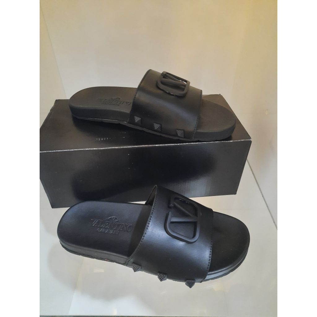 Sandal Valentino Garavani miror original import 100% kulit asli