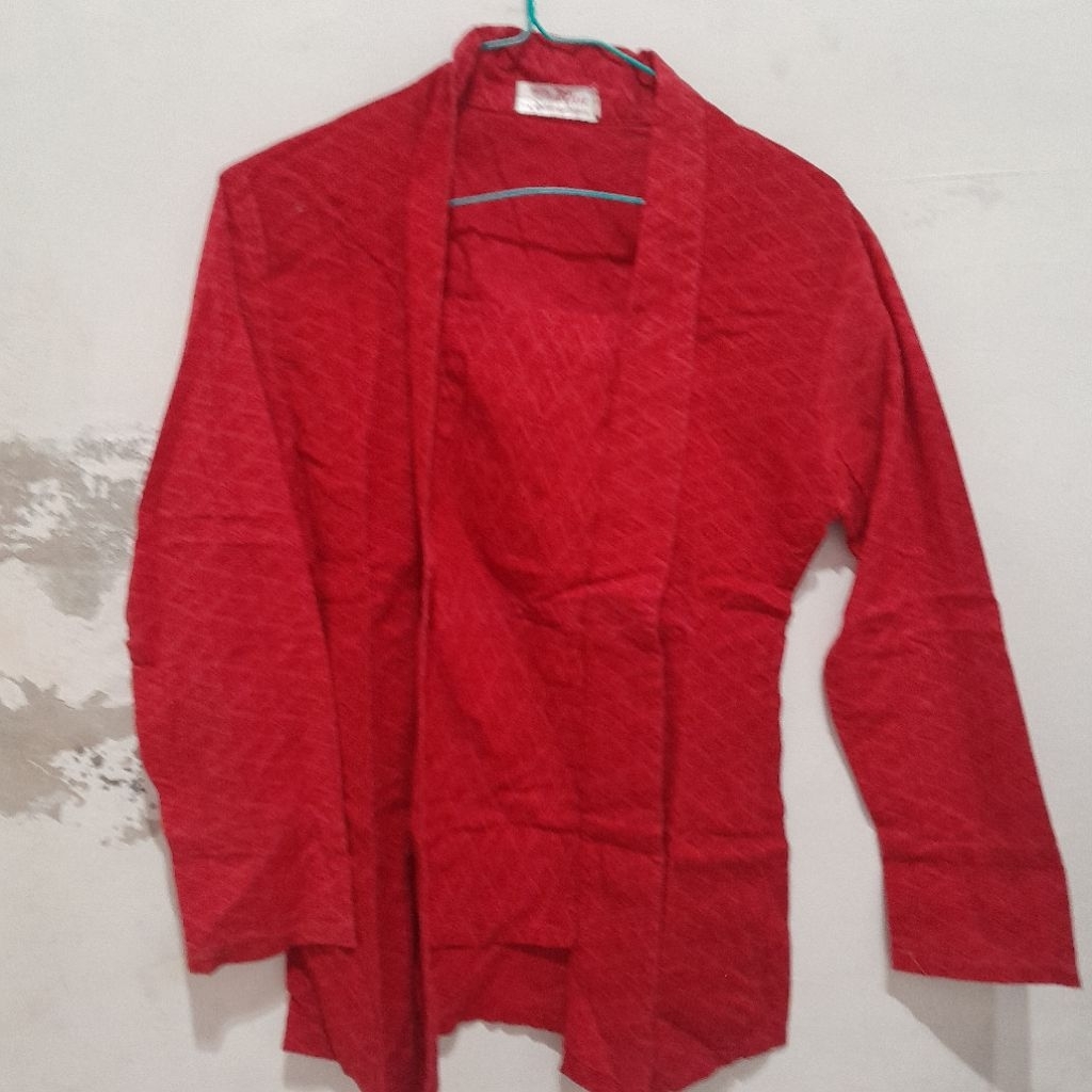 Preloved Kebaya Kutubaru Warna Merah