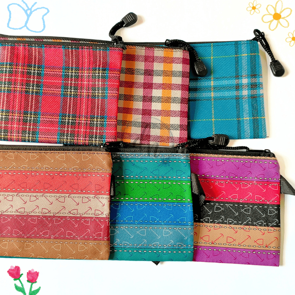 

Tempat Pensil Pouch Bag Kain Resleting Joyko