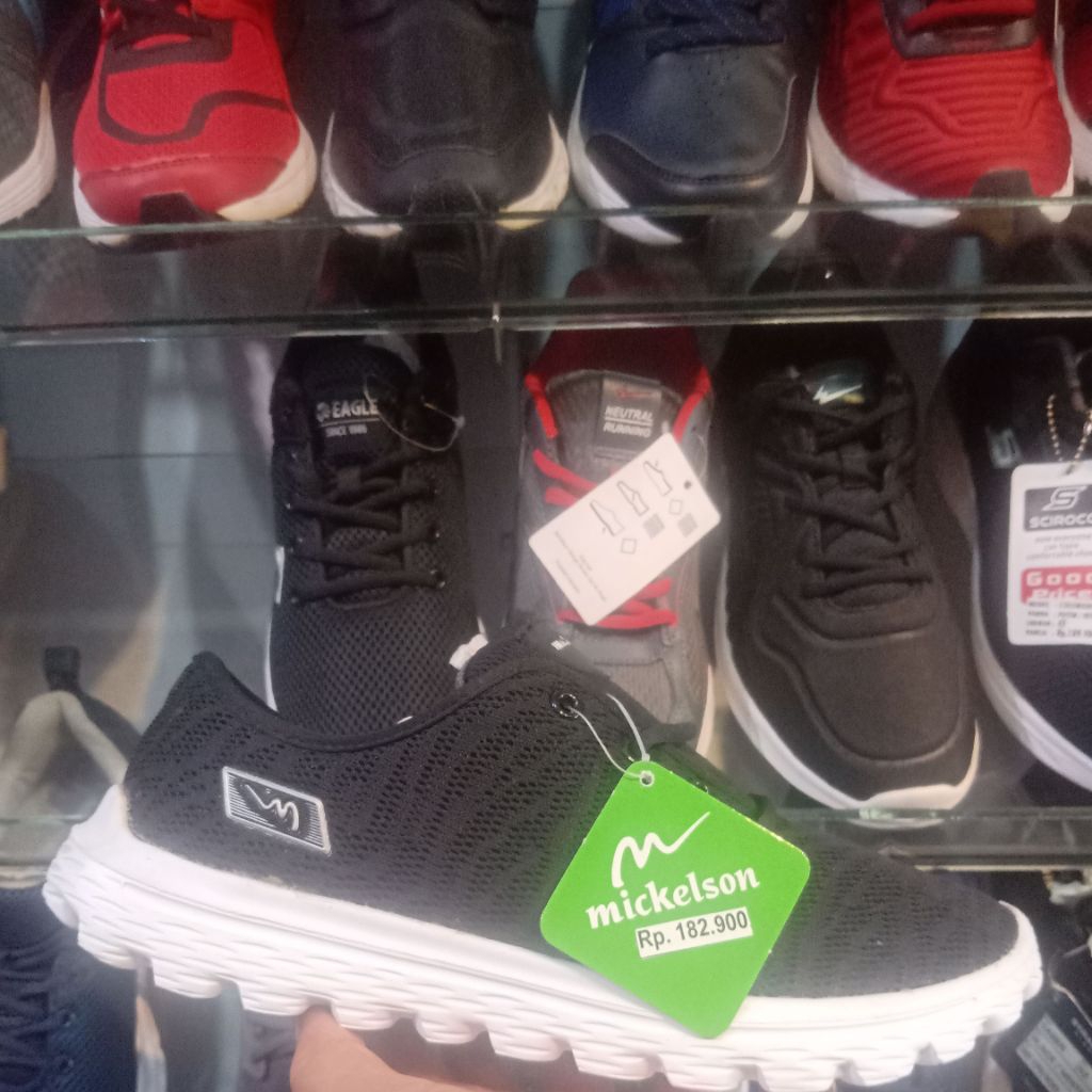 SEPATU RUNNING PRIA DEWASA SEPATU ARDILES CYCLONE X Mickelson