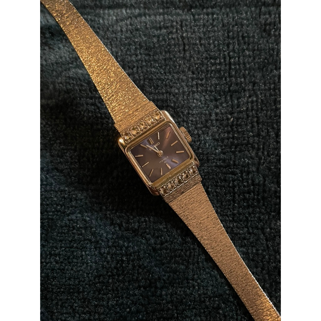 SE1KO 17 JEWELS VIOLET