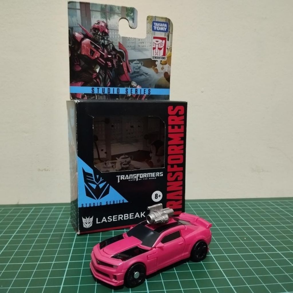 Transformers Studio Series Laserbeak
