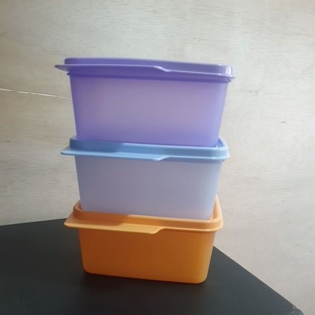 Kotak - wadah serbaguna tupperware