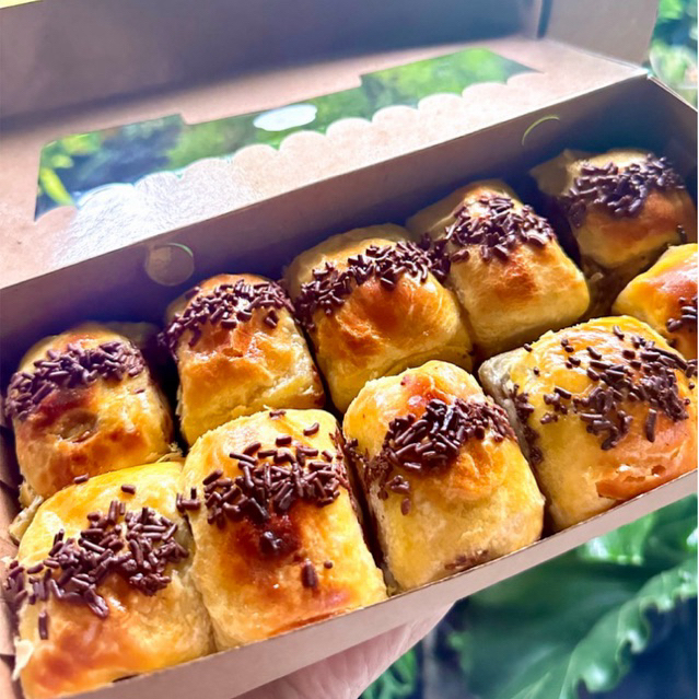 

Bolen Pisang isi 10pcs @byninebakery