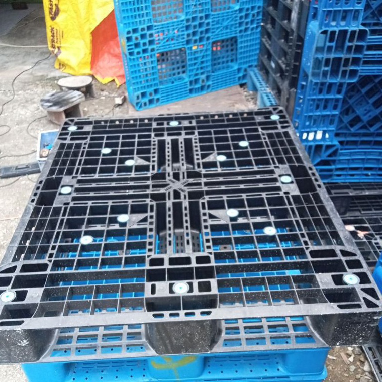 

palet hitam 11215 KODE N9L7