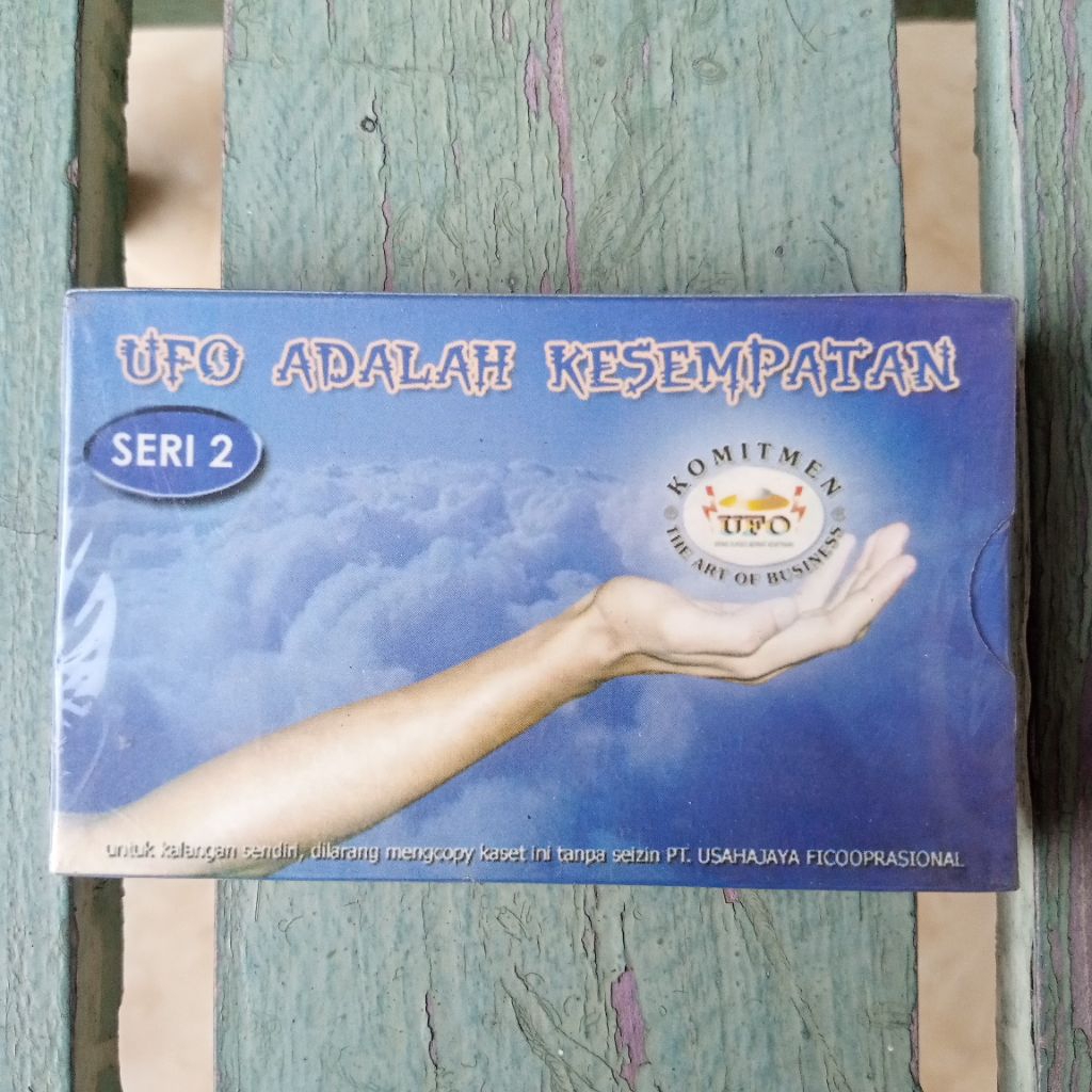 Kaset Pita UFO Adalah Kesempatan (Segel)